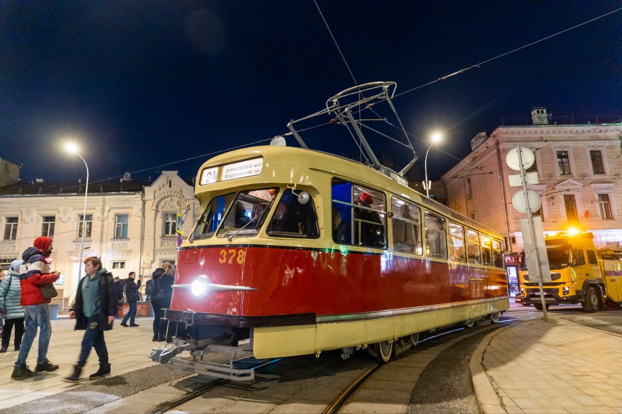 Путешествие по Москве на ретротрамвае / Музей Москвы